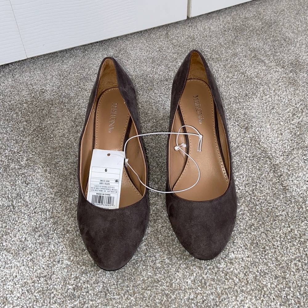 NWT Wedges